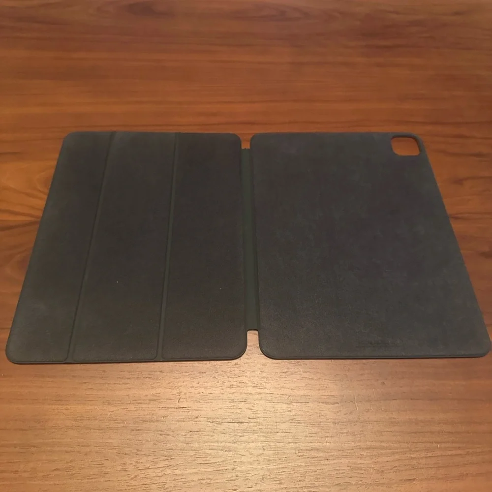 APPLE Smart Folio for iPad Pro 11-inch - Black